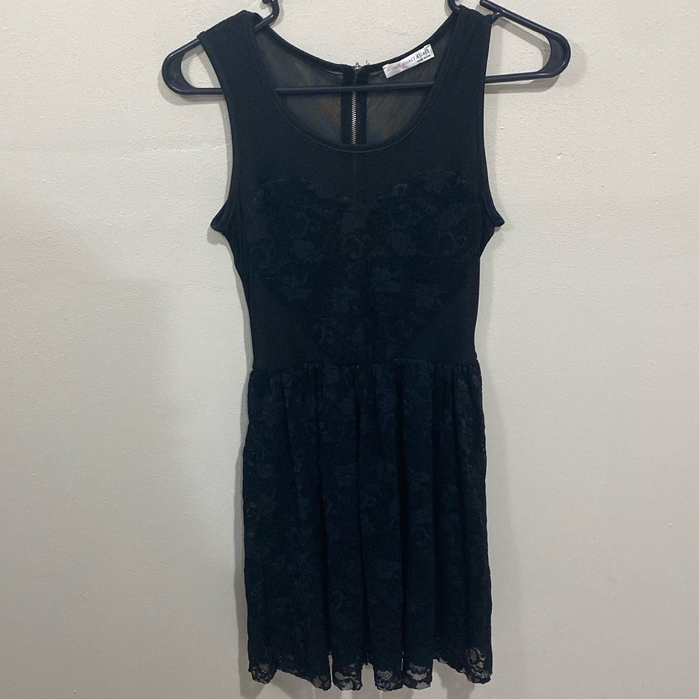 A’GACI BLACK SIZE SMALL HEART LACE DRESS